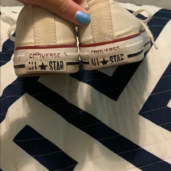 Unisex white low top converse - Picture 2 of 3